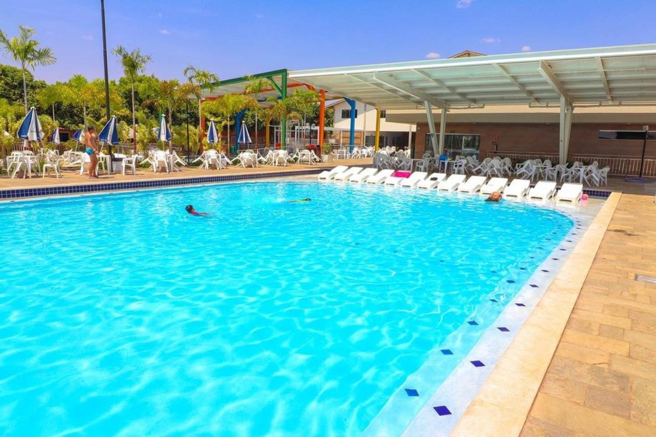 Caldas Novas - Diroma Fiori - Incluso 1 Acesso Ao Acqua Park Vulca - Oficial Dış mekan fotoğraf